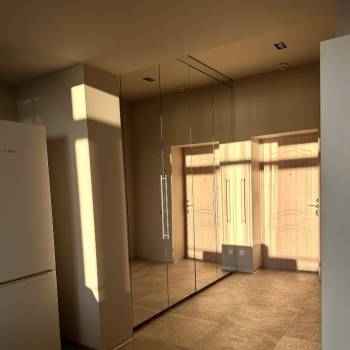 Сдается 1-комнатная квартира, 90 м²