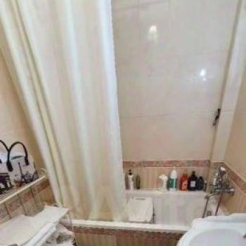 Сдается Многокомнатная квартира, 90 м²