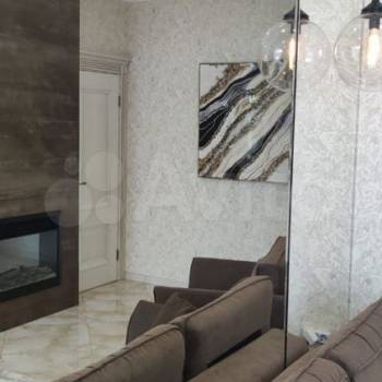 Продается Многокомнатная квартира, 82 м²