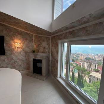 Продается Многокомнатная квартира, 80 м²