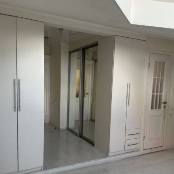 Продается Многокомнатная квартира, 80 м²