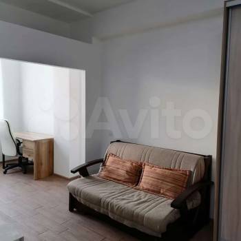 Продается 1-комнатная квартира, 32 м²