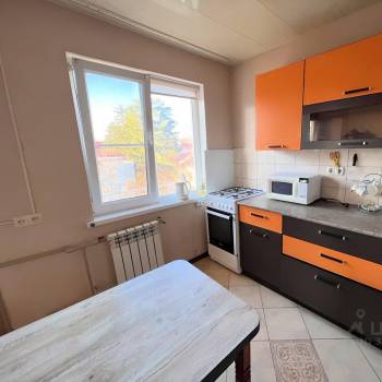 Сдается 1-комнатная квартира, 35 м²