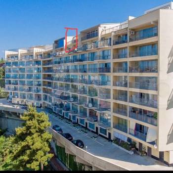 Продается 1-комнатная квартира, 120 м²