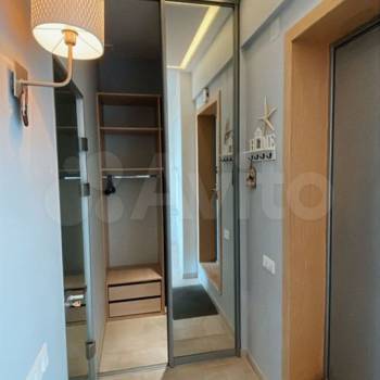 Продается 1-комнатная квартира, 120 м²