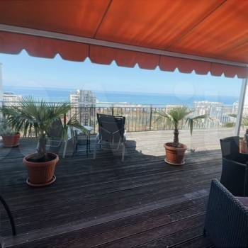 Продается 1-комнатная квартира, 120 м²