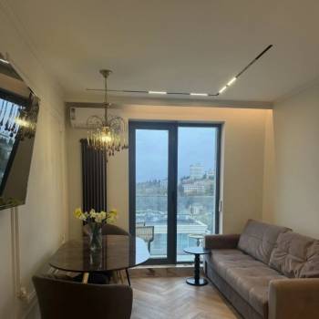Сдается 2-х комнатная квартира, 50 м²