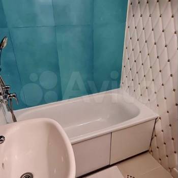 Сдается 2-х комнатная квартира, 75 м²
