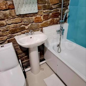 Сдается 2-х комнатная квартира, 75 м²