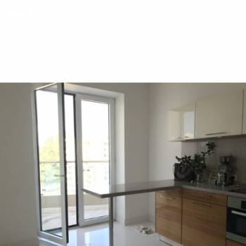 Продается 3-х комнатная квартира, 124 м²