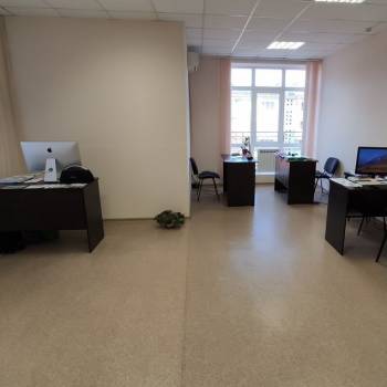 Продается Нежилое помещение, 140 м²
