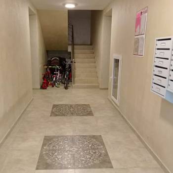 Продается 1-комнатная квартира, 36 м²