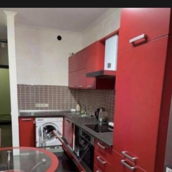 Продается 1-комнатная квартира, 45 м²