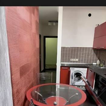 Продается 1-комнатная квартира, 45 м²
