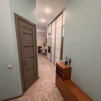 Сдается 2-х комнатная квартира, 75 м²