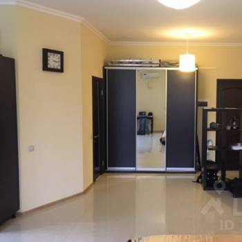 Продается 1-комнатная квартира, 48,3 м²