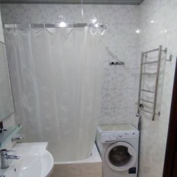 Сдается 1-комнатная квартира, 70 м²