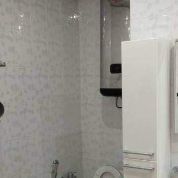 Сдается 1-комнатная квартира, 70 м²