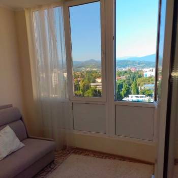 Сдается 1-комнатная квартира, 70 м²