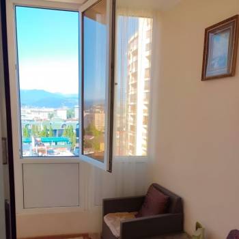 Сдается 1-комнатная квартира, 70 м²