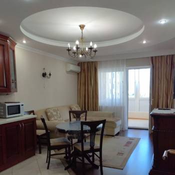 Сдается 1-комнатная квартира, 70 м²