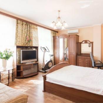 Сдается 1-комнатная квартира, 55 м²