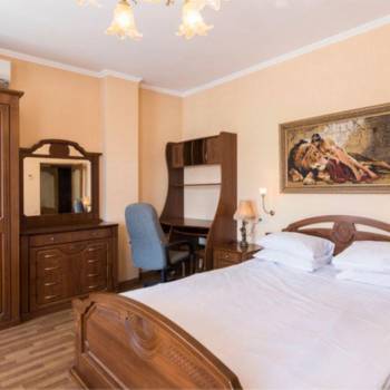 Сдается 1-комнатная квартира, 55 м²