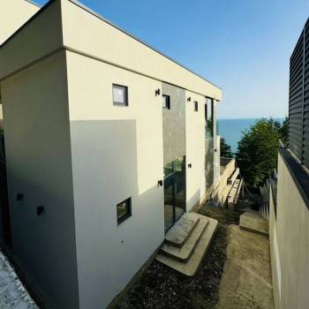 Продается Дом, 256 м²