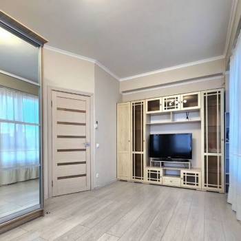 Сдается 1-комнатная квартира, 37 м²