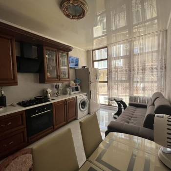 Продается 1-комнатная квартира, 40 м²