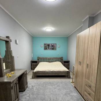 Сдается 2-х комнатная квартира, 60 м²