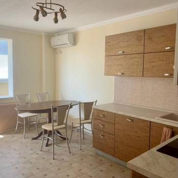 Продается 3-х комнатная квартира, 75 м²