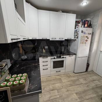 Продается 1-комнатная квартира, 30,4 м²