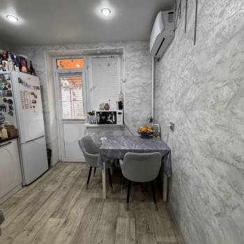 Продается 1-комнатная квартира, 30,4 м²