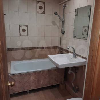 Продается 3-х комнатная квартира, 47 м²