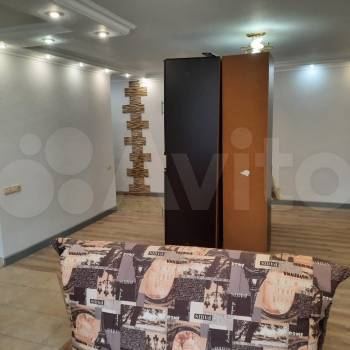 Продается 3-х комнатная квартира, 47 м²