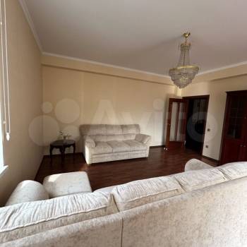 Сдается 2-х комнатная квартира, 87,6 м²