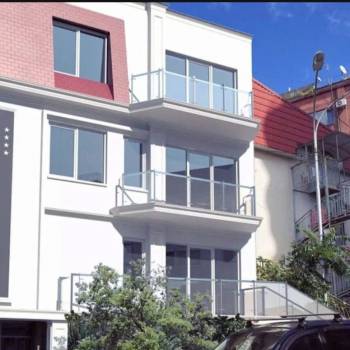 Продается 1-комнатная квартира, 18 м²