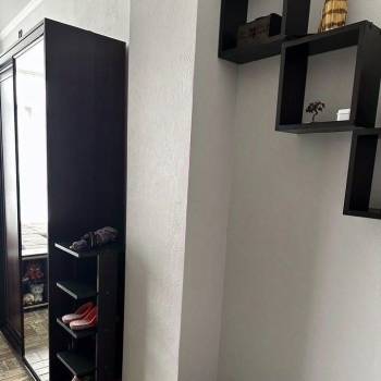 Продается 1-комнатная квартира, 36 м²