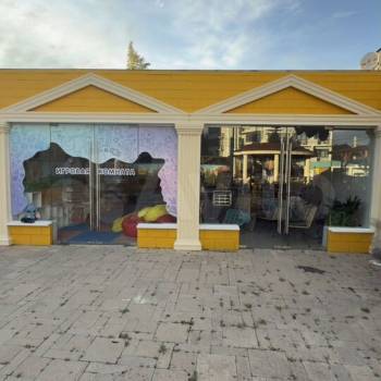 Сдается Нежилое помещение, 240 м²
