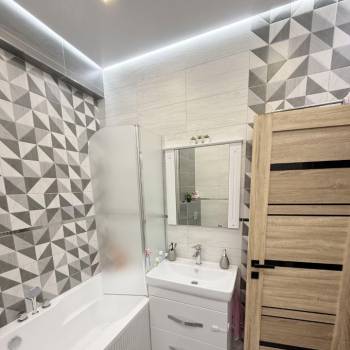 Продается 2-х комнатная квартира, 65 м²