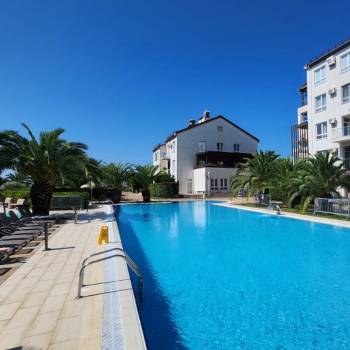 Продается 1-комнатная квартира, 48 м²