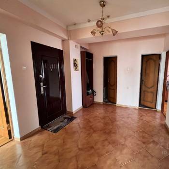 Сдается Многокомнатная квартира, 90 м²
