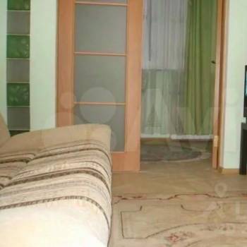 Сдается 1-комнатная квартира, 50 м²
