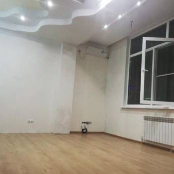 Продается 1-комнатная квартира, 37 м²