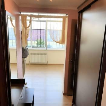 Продается 1-комнатная квартира, 37 м²