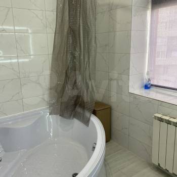 Сдается 2-х комнатная квартира, 88 м²