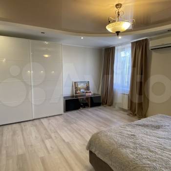Сдается 2-х комнатная квартира, 88 м²