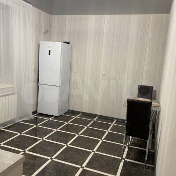 Сдается 2-х комнатная квартира, 88 м²