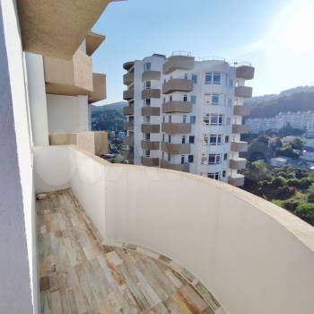 Сдается 2-х комнатная квартира, 90 м²